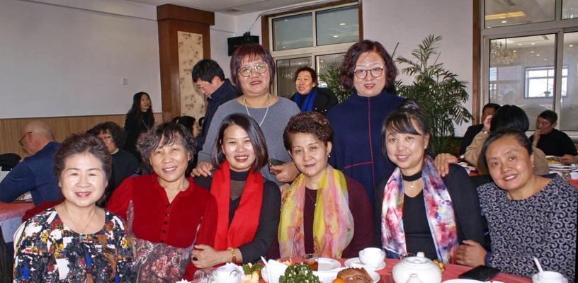 属于我们的神秘花园（童年之约）