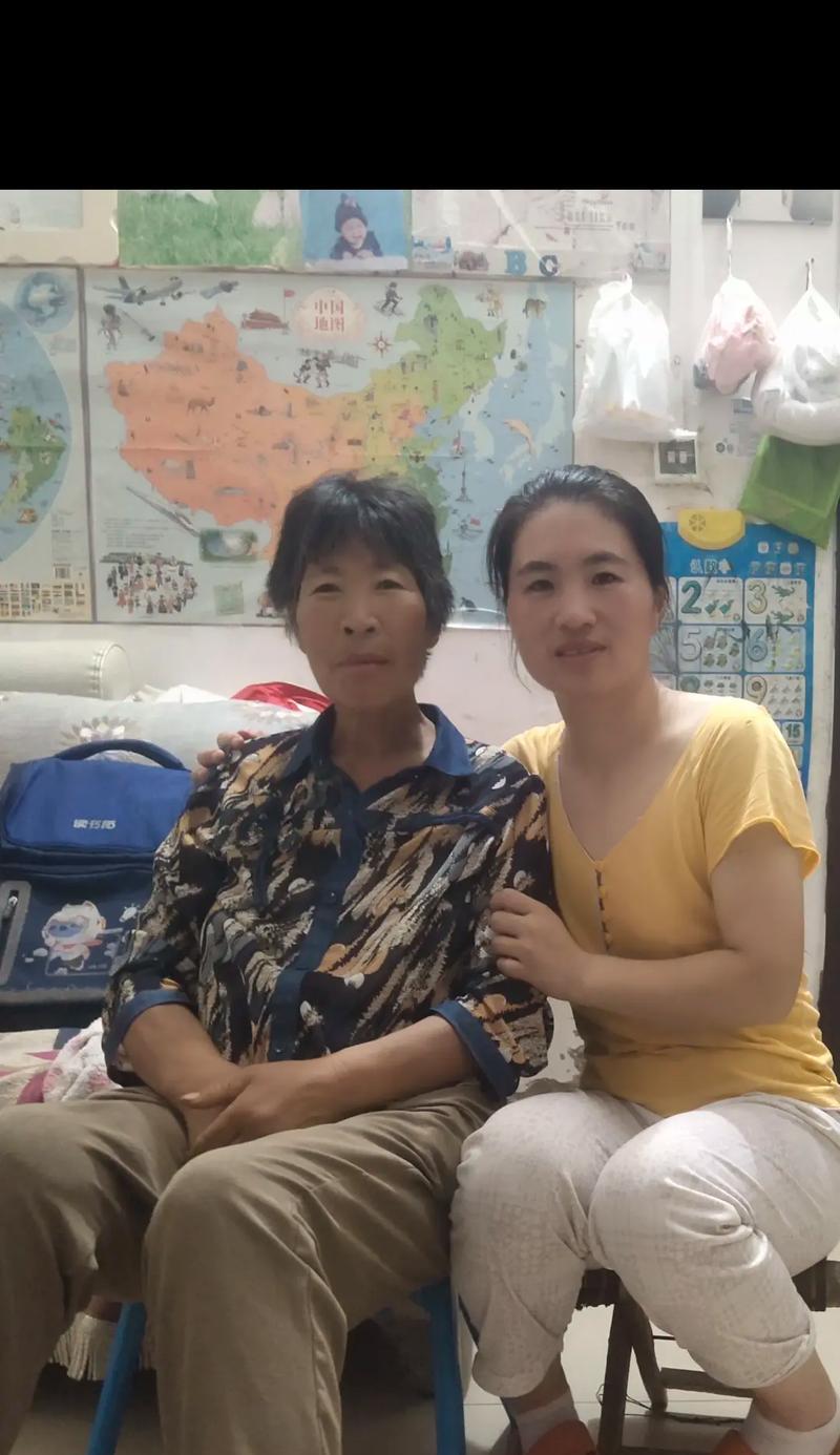 感恩她的无私付出（一个普普通通的姐姐）