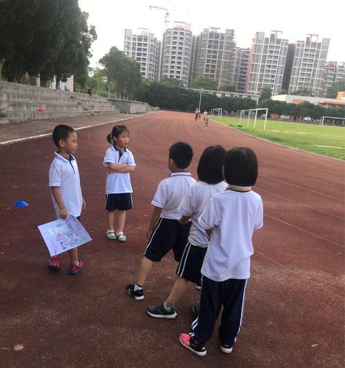 我的童年时光（一段充满幸福与意外的回忆）