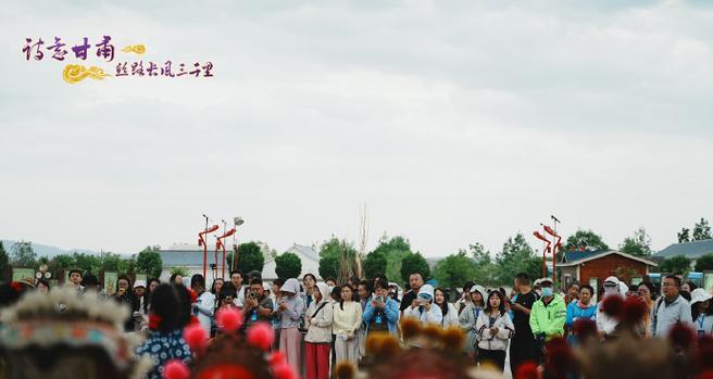 带着欢乐走过城市（一个人的力量，点燃城市的激情）