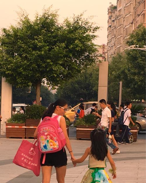 幸福的故事（陪伴是最好的礼物）