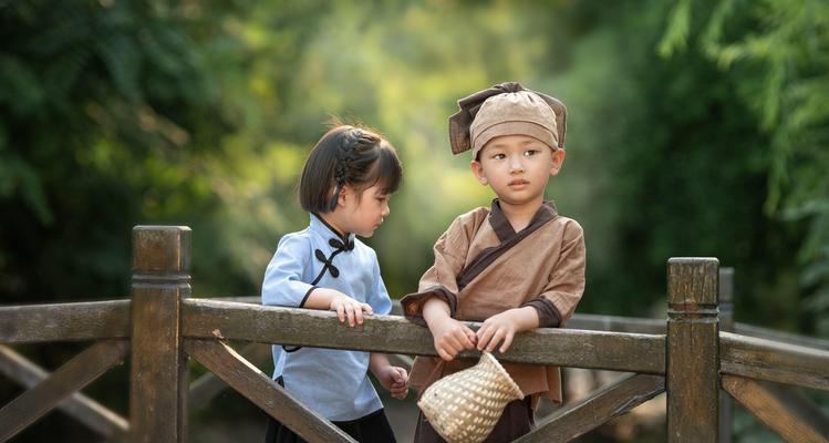 回味童年（一个流连于回忆里的人）