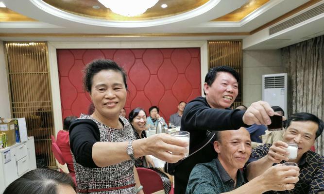 足迹（在青春里追逐梦想的足迹）