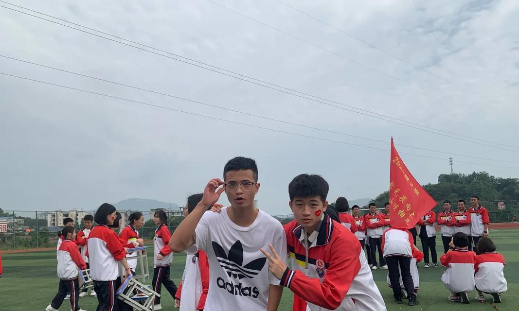 追逐梦想，放飞青春