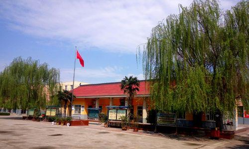 邂逅校园美景（一位校园小清新的美妙故事）