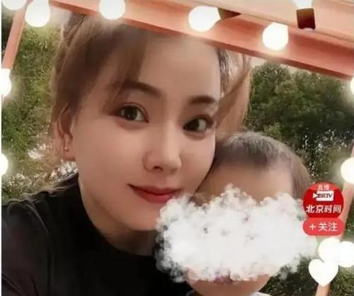 母亲的爱（放弃美丽为了我们）